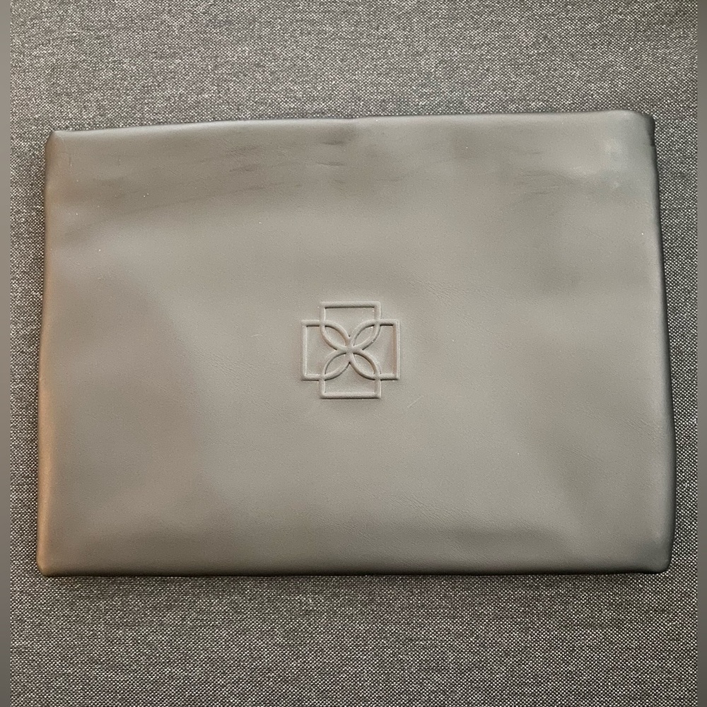 Devon Windsor swimsuit pouch